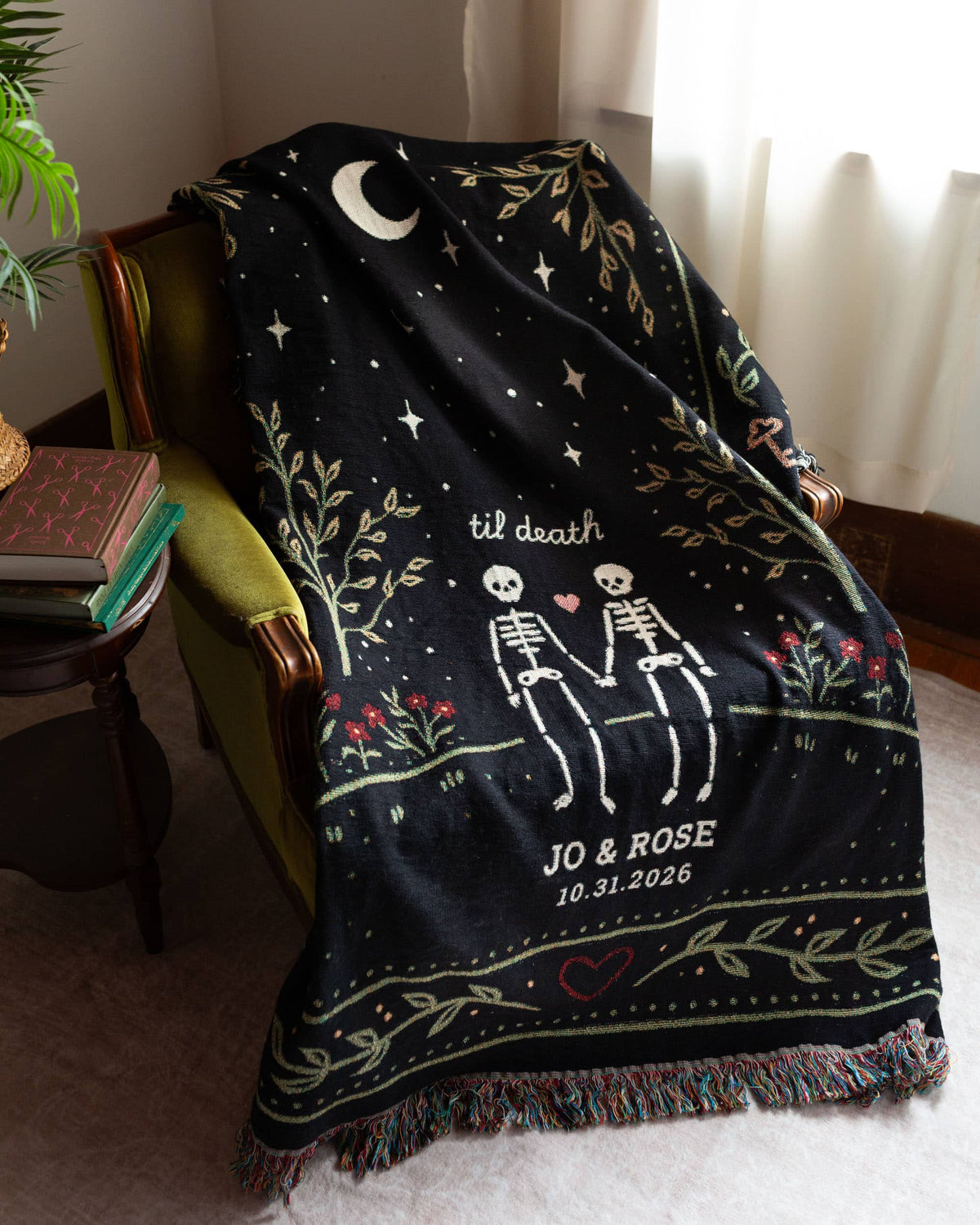 Skeleton Sweethearts Blanket