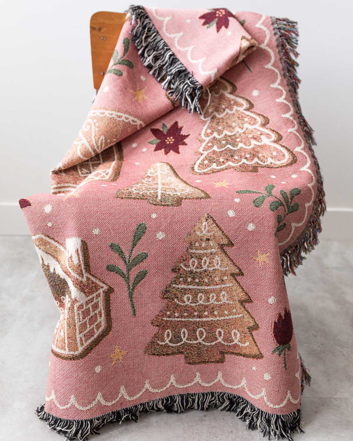 Gingerbread sale throw blue & pink