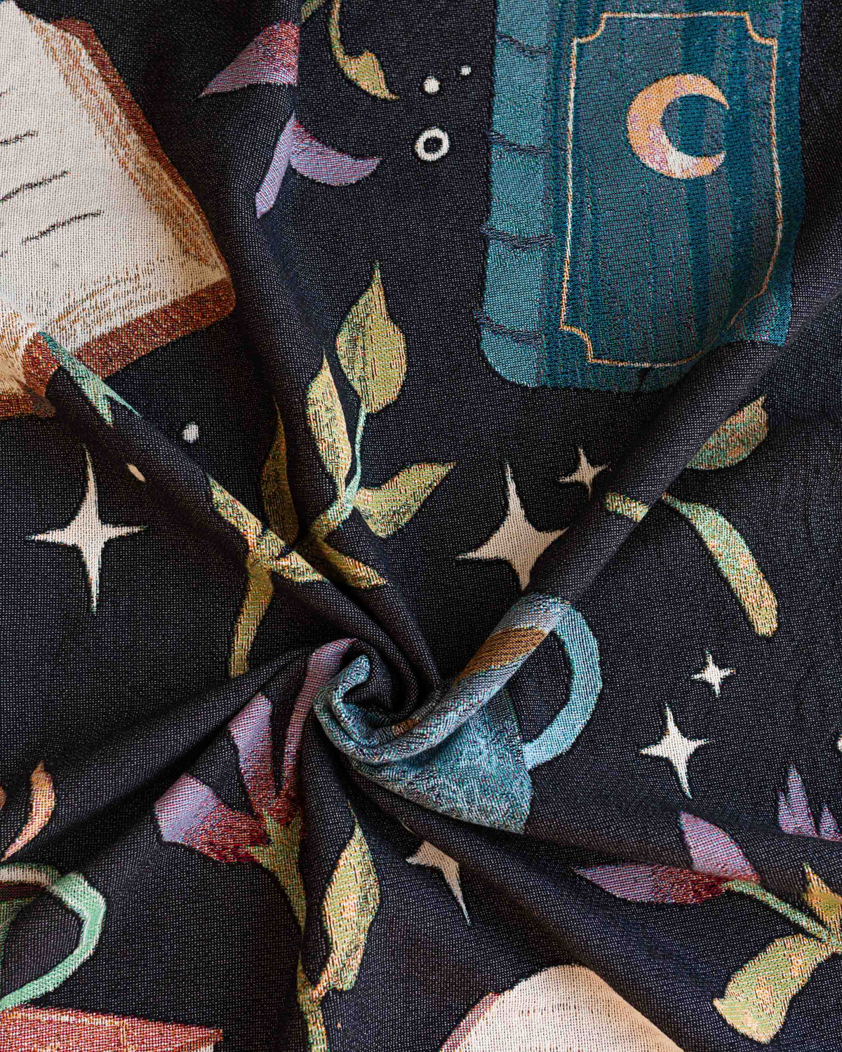 Books &amp; Blooms Blanket