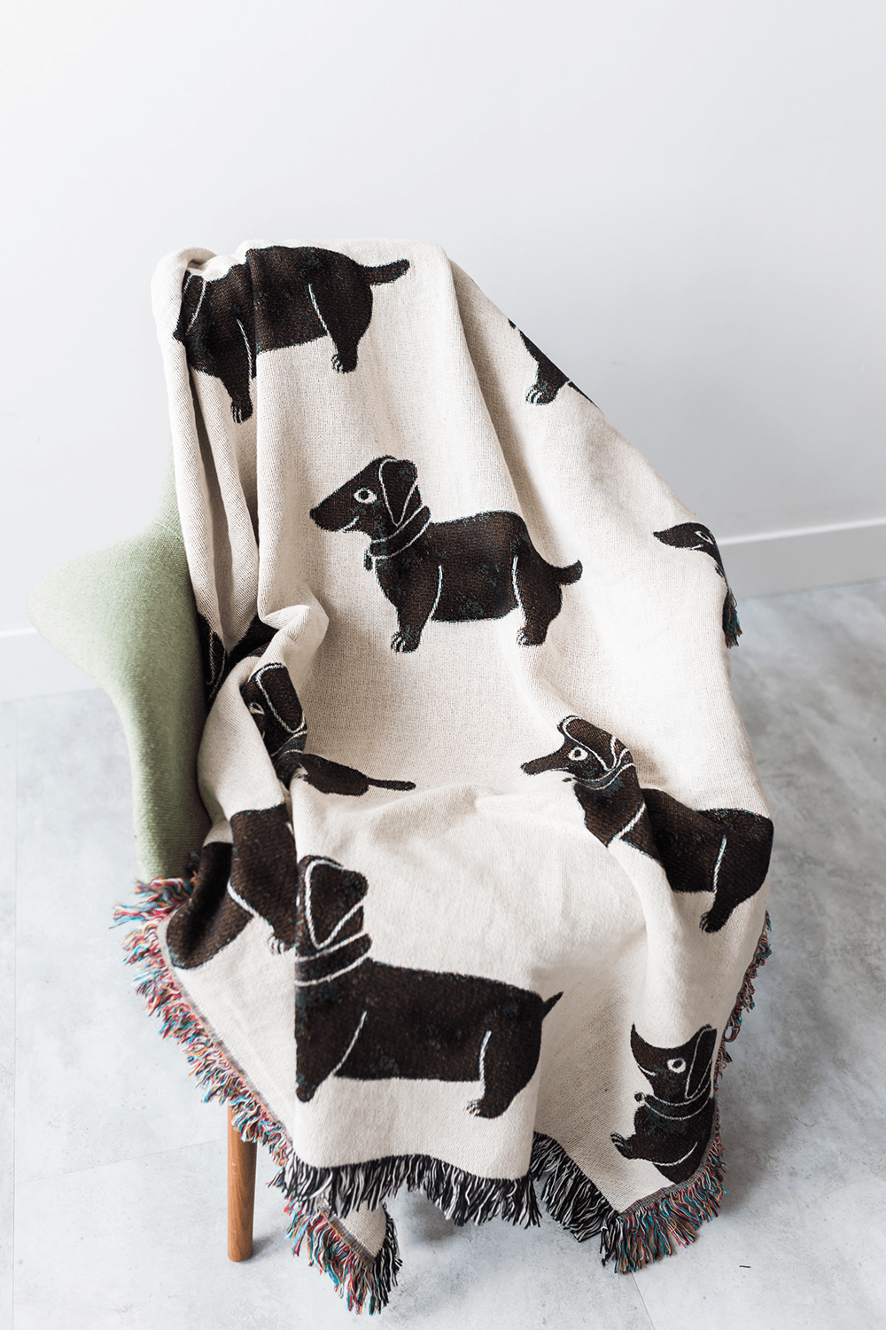 Wiener Dogs Throw Blanket (Black & White)