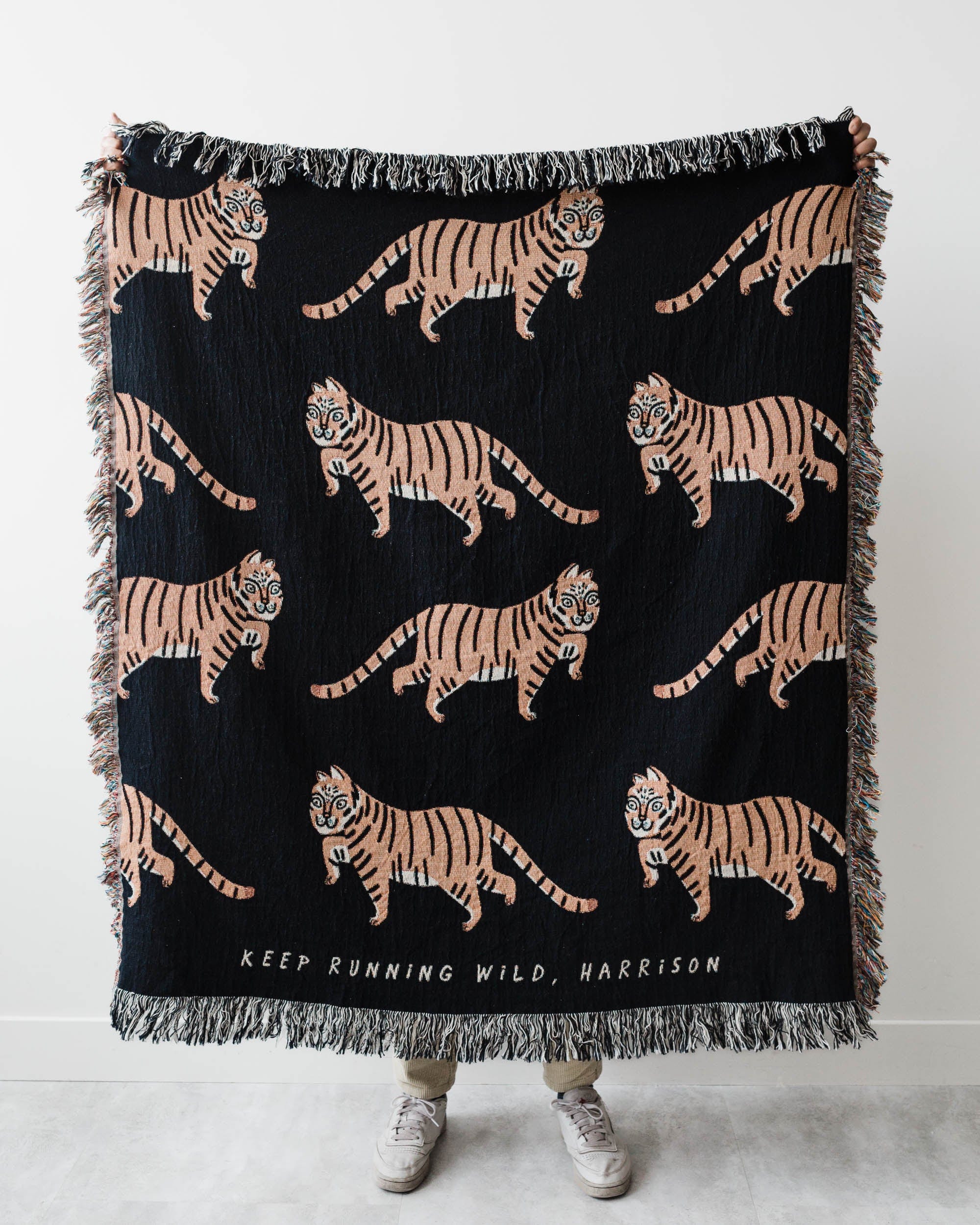 Tiger Throw Blanket (Black)