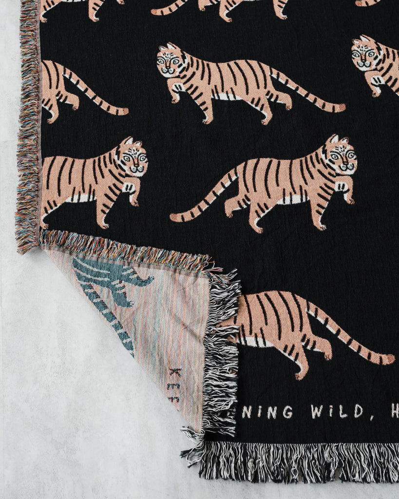 Tiger motif throw blanket by STEFANO RICCI