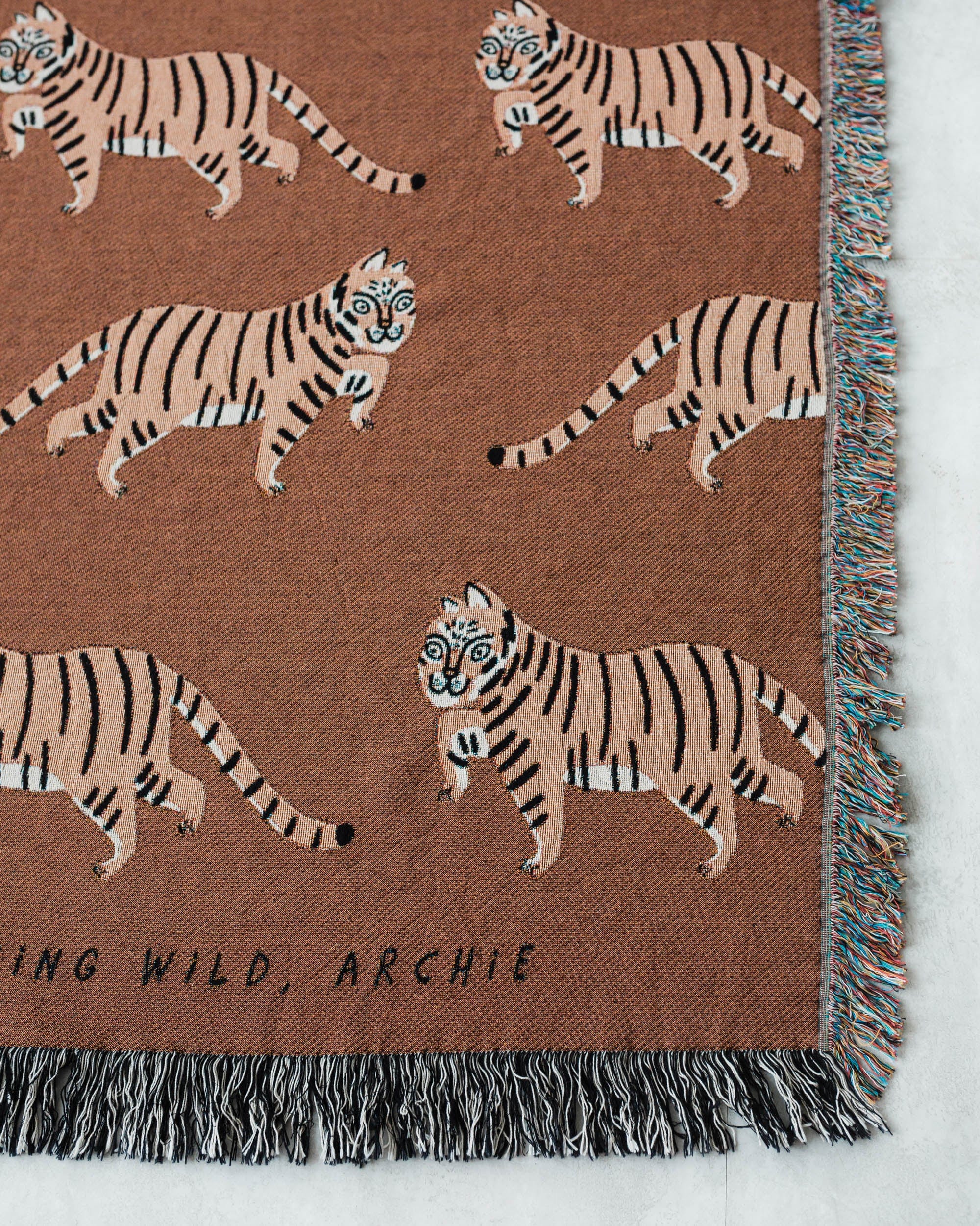 Tiger Throw Blanket (Brown)