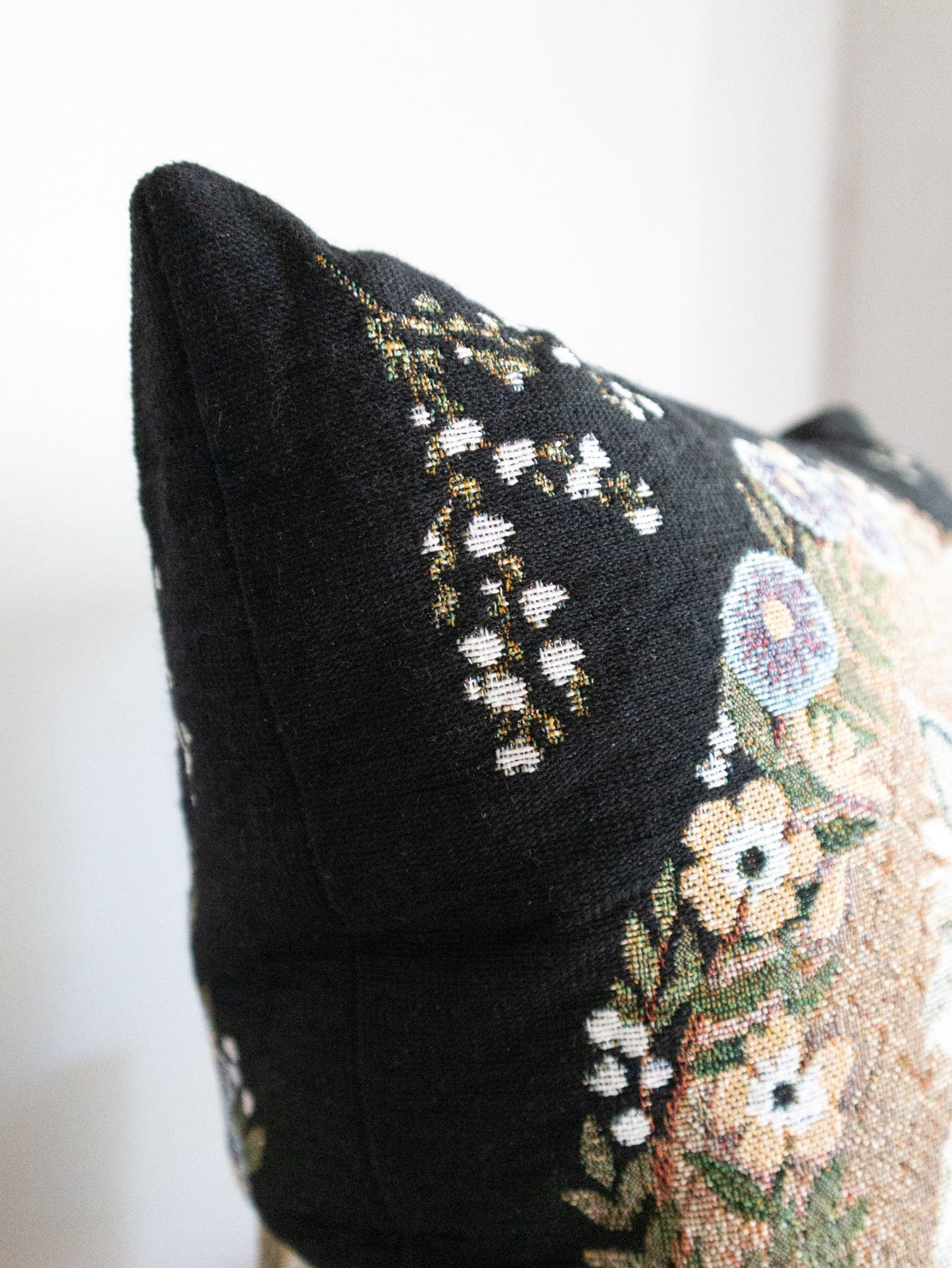 Black &amp; White Cat Woven Pillow