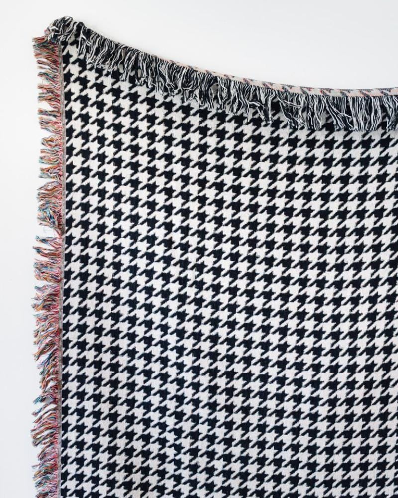 Houndstooth Woven Throw Blanket