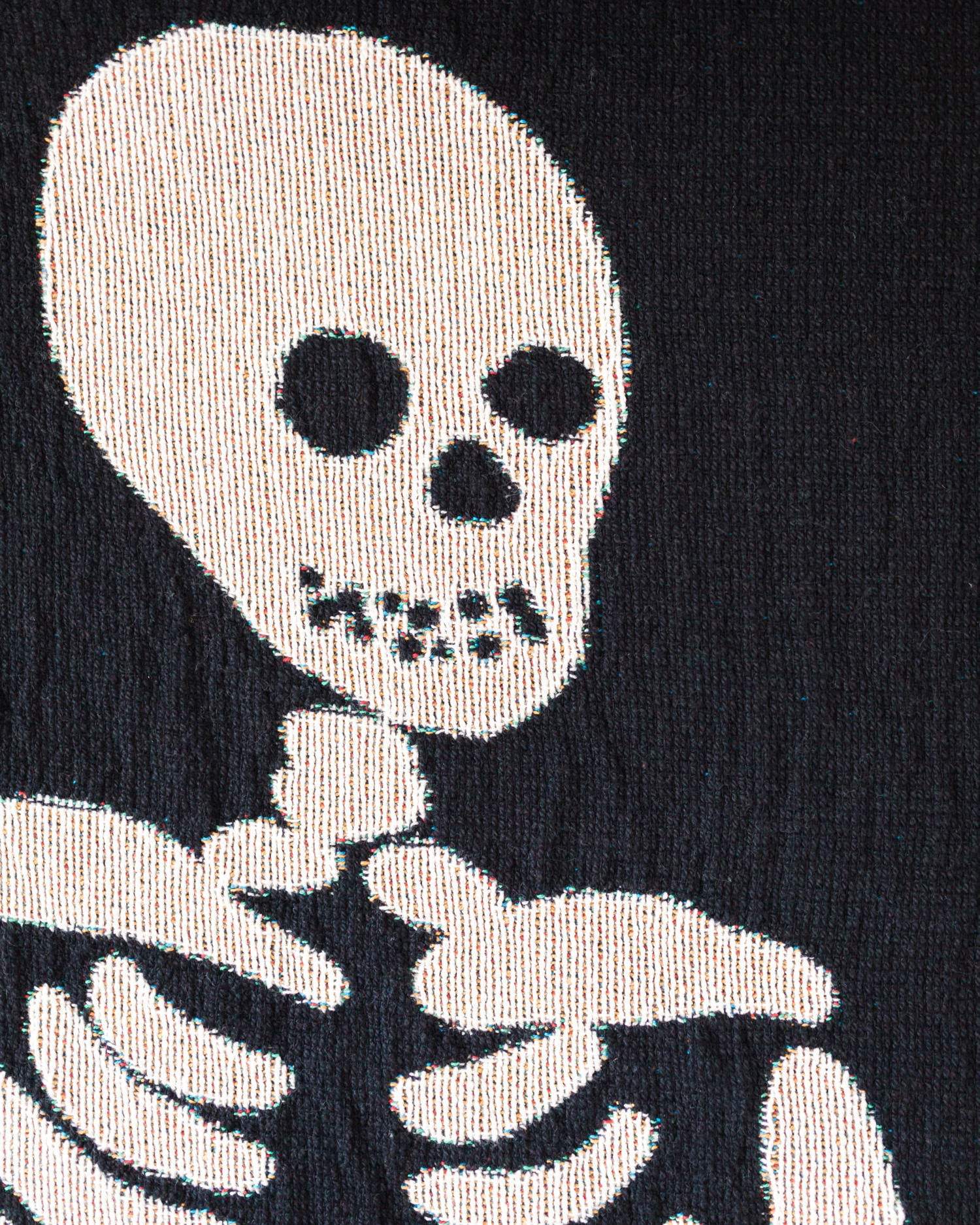 Skeleton Love Throw Blanket