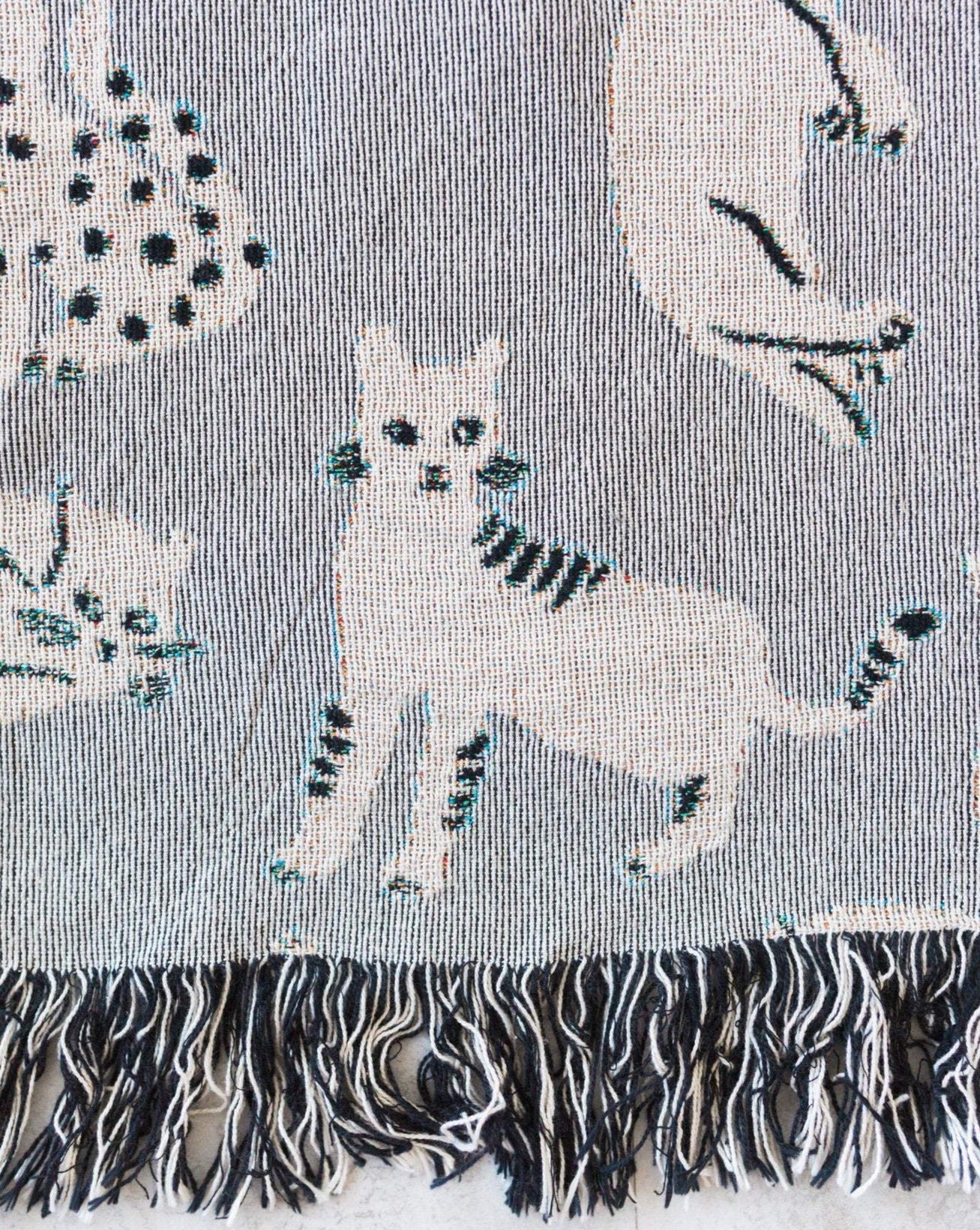 Grey Cats Throw Blanket: Woven Cotton Throw for Sofa, Cute & Funny Gift for Cat or Pet Lovers, Novelty Quirky Decor