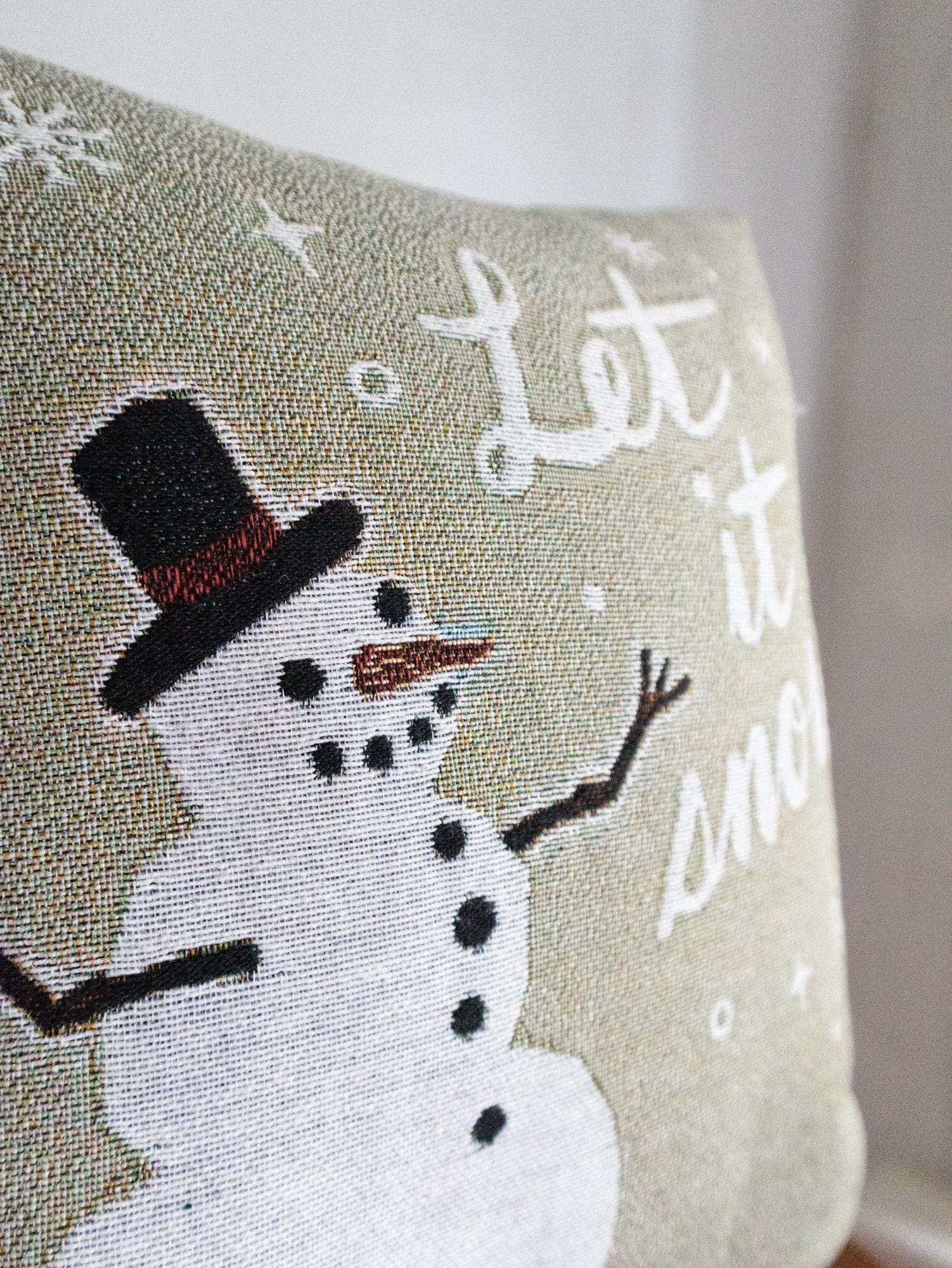 Christmas Pillow: Let It Snow Beige