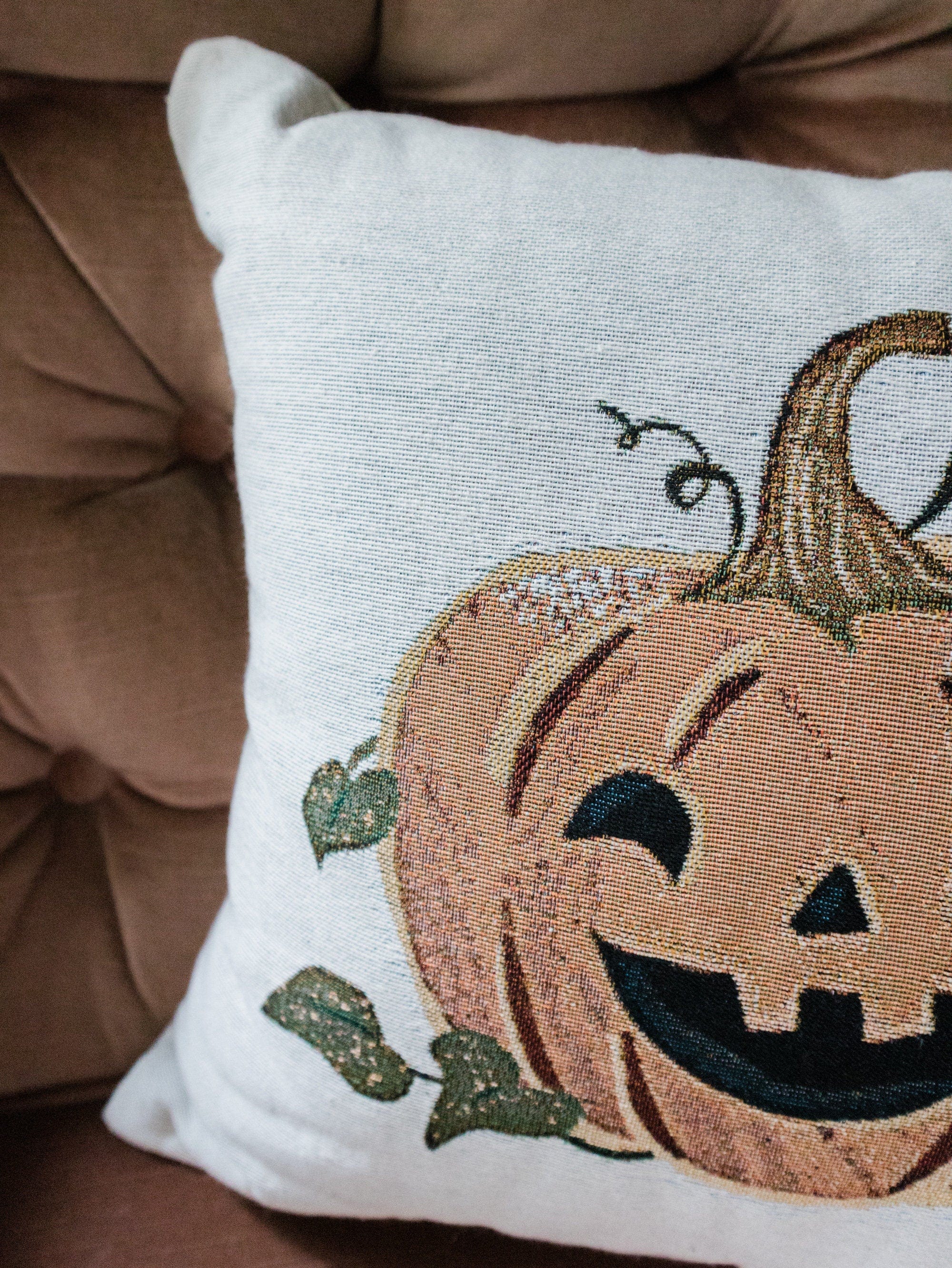 Pumpkin Pillow: Halloween